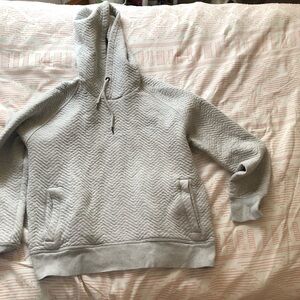 Banana Republic Light Gray Women’s Hoodie Sweater